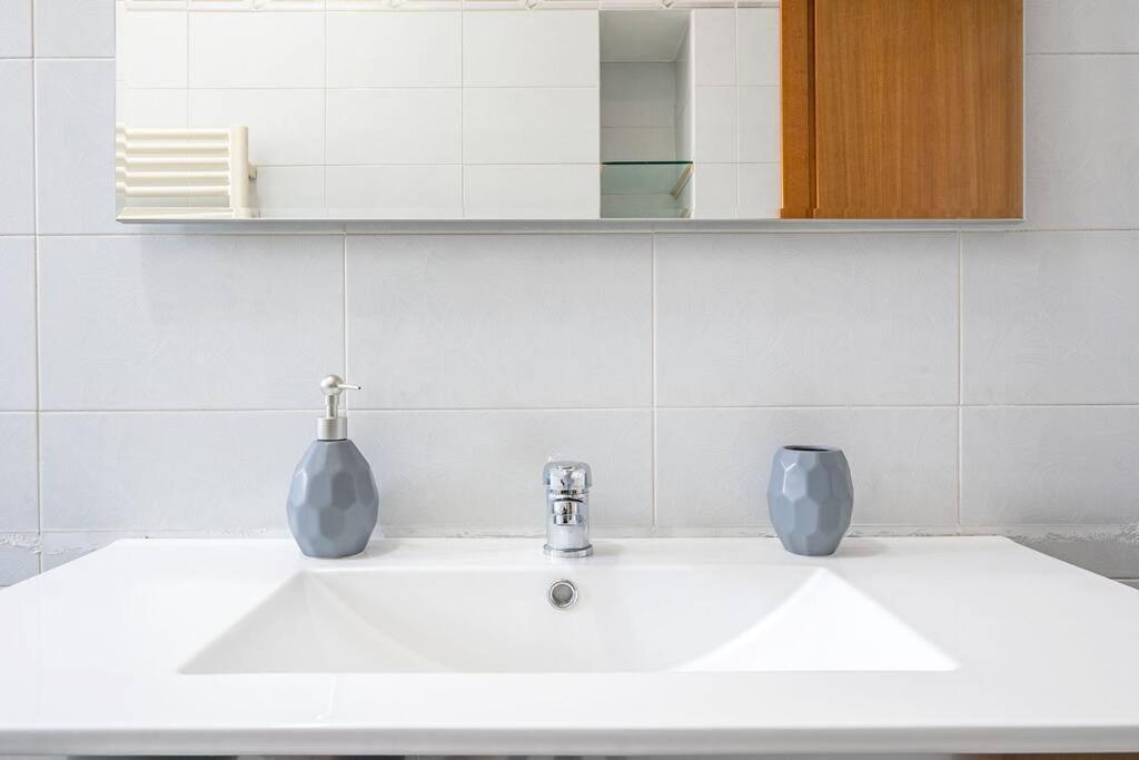 Guest Planet - Intero Bilocale Crescenzago M2 Apartment Milan Luaran gambar